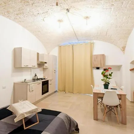 Daire Urban Flat Garibaldi - Timesrl Bari