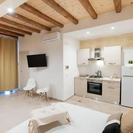 Urban Flat Garibaldi - Timesrl * バーリ