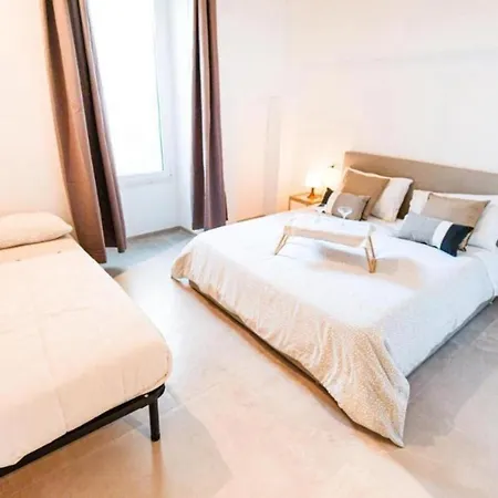 Urban Flat Garibaldi - Timesrl * バーリ