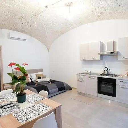 Urban Flat Garibaldi - Timesrl アパート バーリ