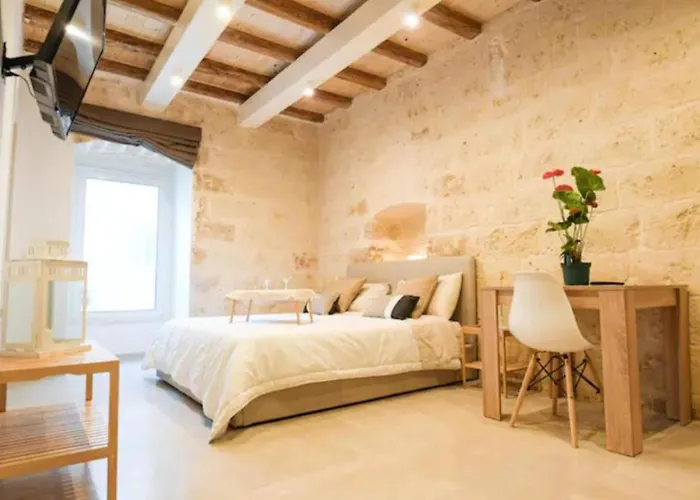 Urban Flat Garibaldi - Timesrl * Бари