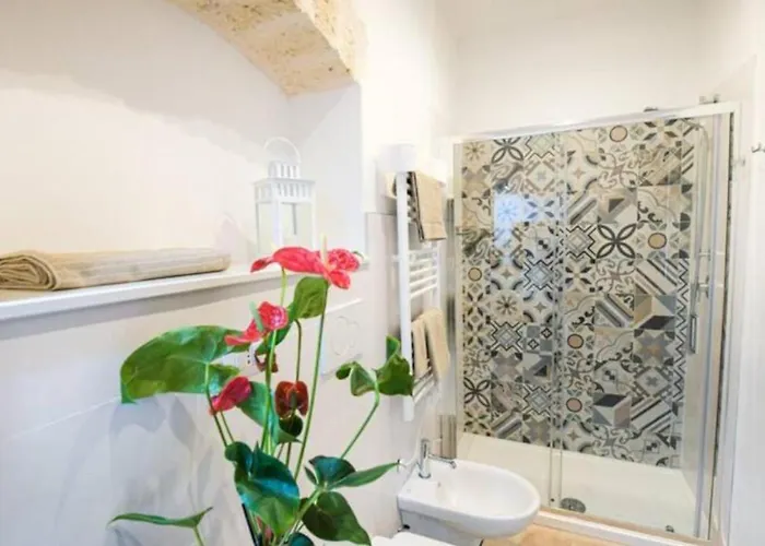 Urban Flat Garibaldi - Timesrl * Бари